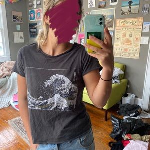 Urban Outfitters Great Wave Graphic Tee